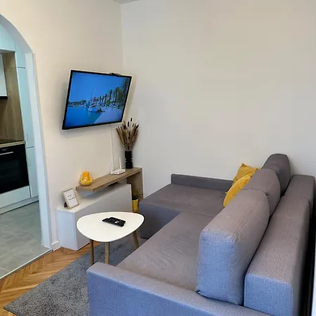 Nino Makarska-besplatan Parking *